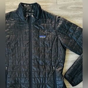 Patagonia Nano Puff Jacket Womens Medium Black Puffer Coat Great Condition